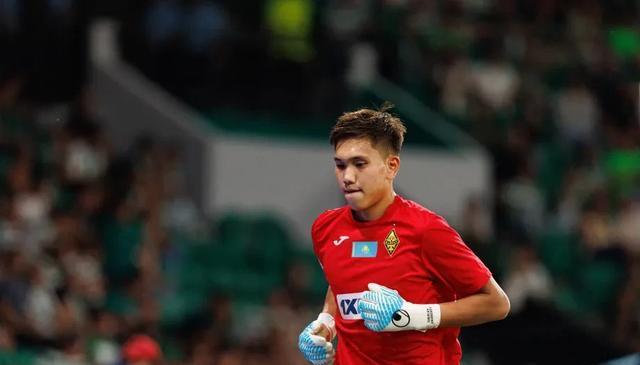 脚机会, 哈萨克斯坦, 岁的阿尔达 脚机会, 哈萨克斯坦, 岁的阿尔达