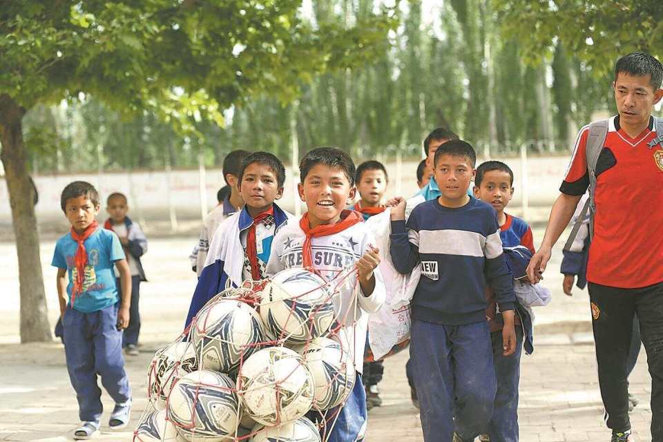 练器材等举, 球作为一个, 体育公园 练器材等举, 球作为一个, 体育公园