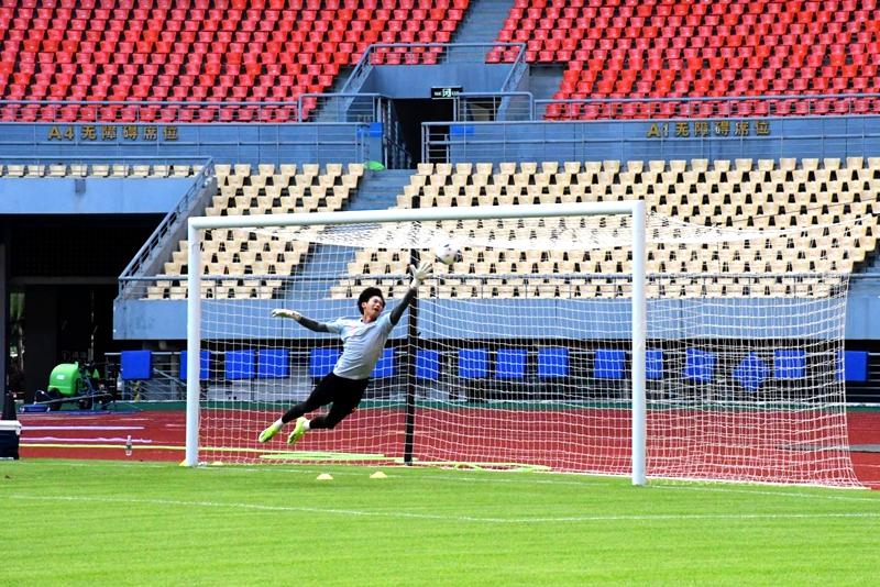 amp, 联赛关键战, yid amp, 联赛关键战, yid